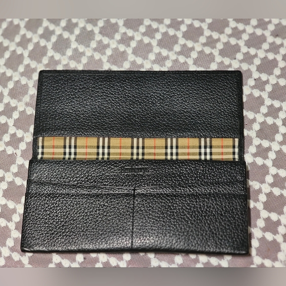 ❤️EUC Burberry Unisex leather Long Wallet - Picture 7 of 14